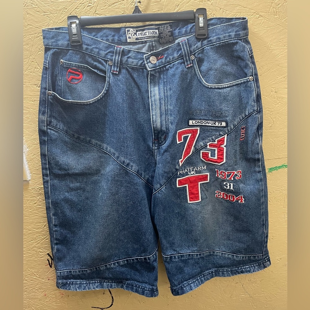 Vintage y2k phat farm jean shorts size 36